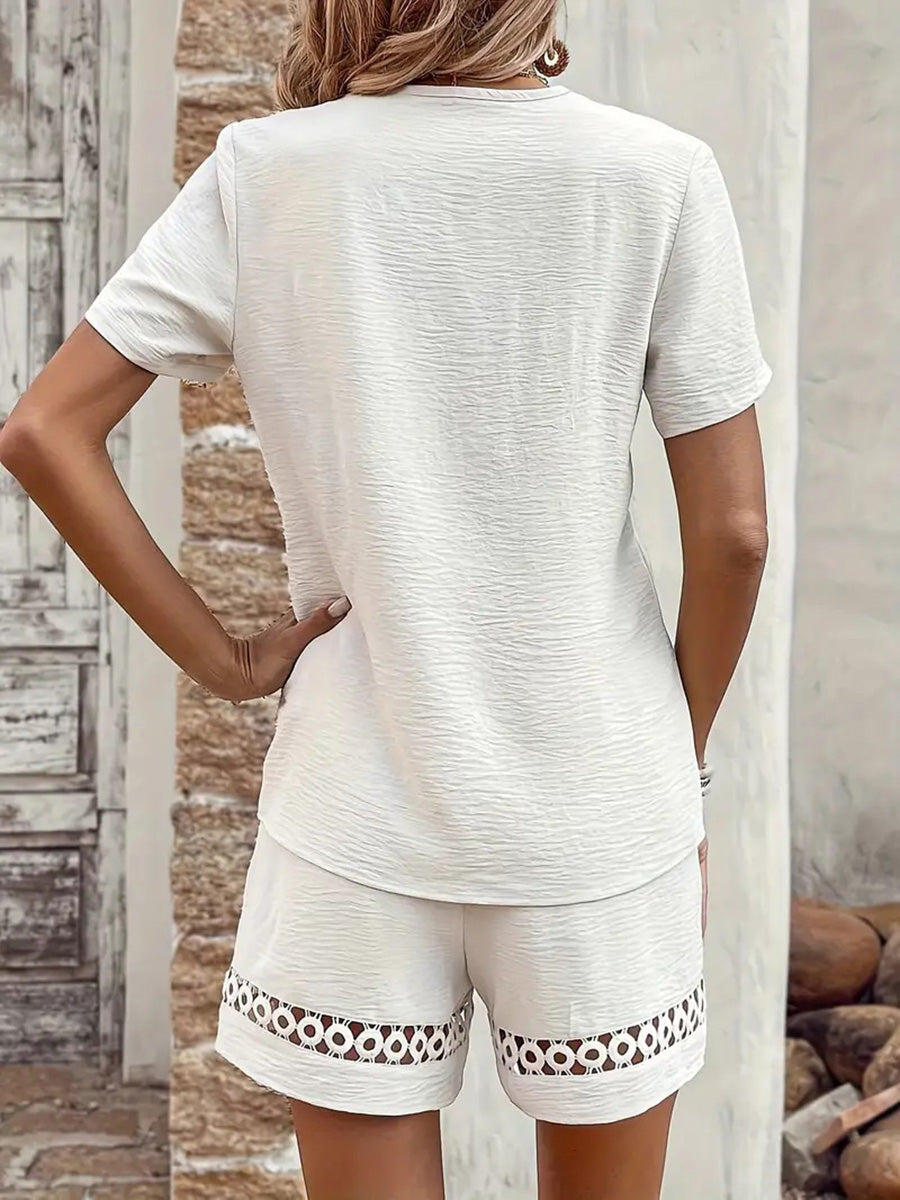 Loose Hollow Solid Color Split-Joint V-Neck Blouses&Shirts Tops + Pleated Pockets Shorts Bottoms Two Pieces Set